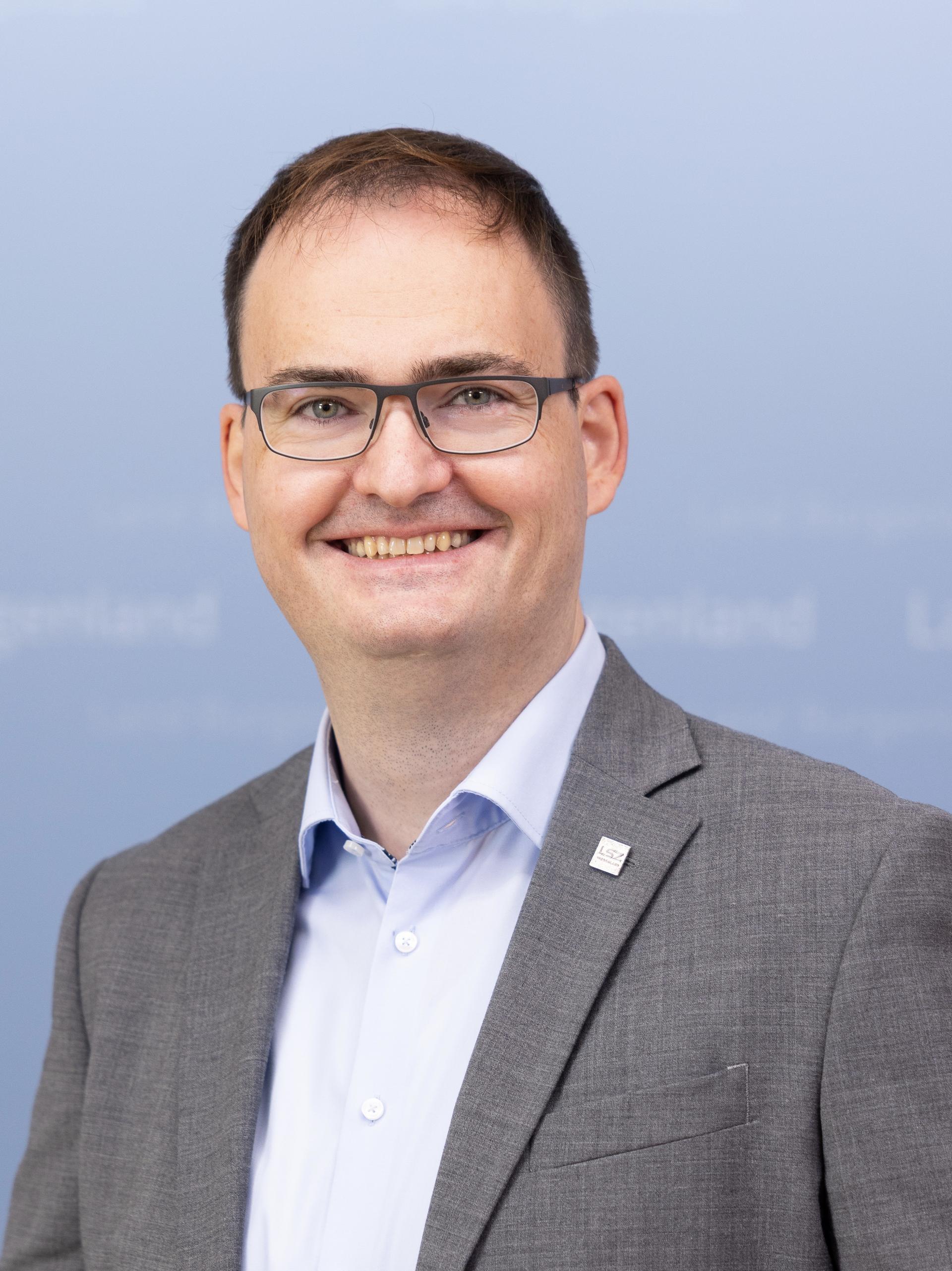 Portraitbild von Mario Promintzer